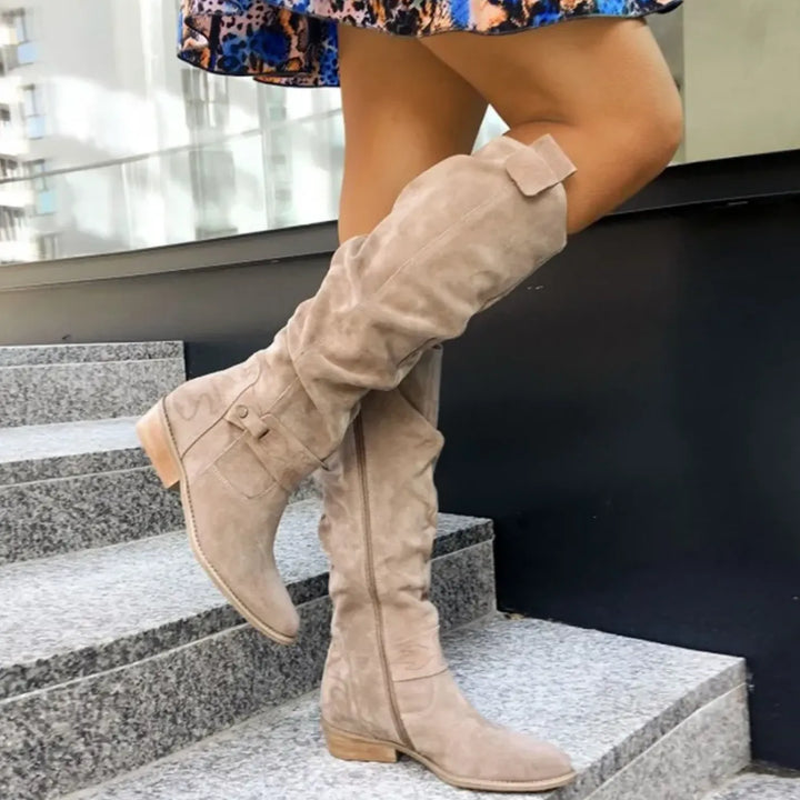 Léa Blanchet | Bottes élégantes et tendance